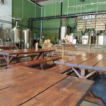 Postdoc Brewing - Indoors. Love the large tables. - Breweries Near Me - Kenmore, Washington