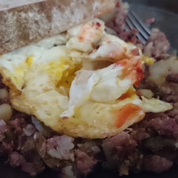 The Peach Cafe - Corned beef hash, eggs over easy - New American Near Me - Monrovia, California The Peach Cafe - Corned beef hash, eggs over easy - New American Near Me - Monrovia, California