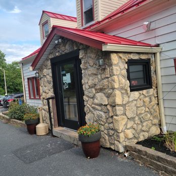 Thai Thani - Thai Near Me - Stroudsburg, Pennsylvania