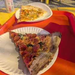 Pizza Tropical - El Peppe and El Queso