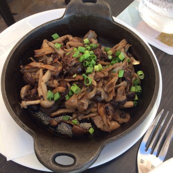 Splashes Restaurant - Side of Sauteed Mushrooms - New American Near Me - Laguna Beach, California