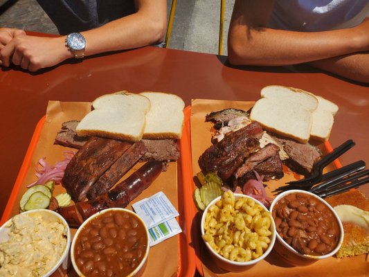 TT’s Old Iron Brewery by null