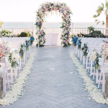 Wenfloral Design Studio - Beautiful ombré styling on the chairs! - Florists Near Me - Arcadia, California Wenfloral Design Studio - Beautiful ombré styling on the chairs! - Florists Near Me - Arcadia, California
