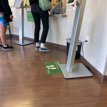 Quest Diagnostics - Fuck this receptionist. - Laboratory Testing Near Me - Los Angeles, California Quest Diagnostics - Fuck this receptionist. - Laboratory Testing Near Me - Los Angeles, California