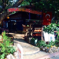Yörük Cafe Restaurant - Entrance, lots of outdoor seating