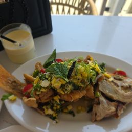 Fried snapper with a mango Fried snapper with a mango