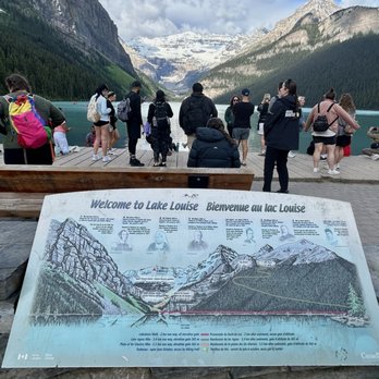 Lake Louise - Lake Louise Information - Lakes Near Me - Lake Louise, Alberta Lake Louise - Lake Louise Information - Lakes Near Me - Lake Louise, Alberta