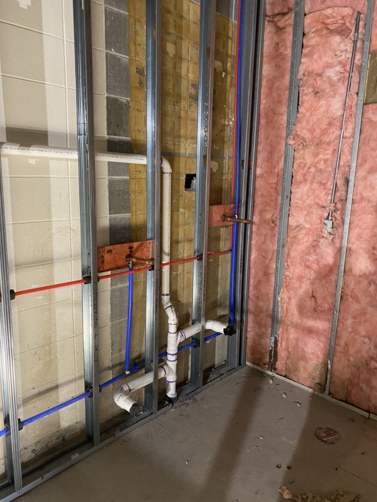 Slide of DE Williams Plumbing