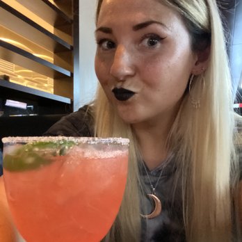 Yard House - Me! - Vegetarian Near Me - Gaithersburg, Maryland Yard House - Me! - Vegetarian Near Me - Gaithersburg, Maryland