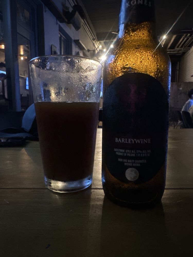 Social spots from Ale on Oak