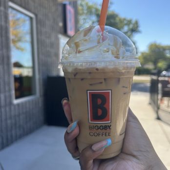 BIGGBY COFFEE - Tan Line Latte - Coffee & Tea Near Me - Madison Heights, Michigan