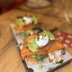 Casa Lolea - Coco Bread with Salmon (~€12)