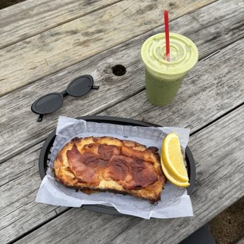 Angela's Oven - Iced pistachio matcha - Bakeries Near Me - Houston, Texas Angela's Oven - Iced pistachio matcha - Bakeries Near Me - Houston, Texas