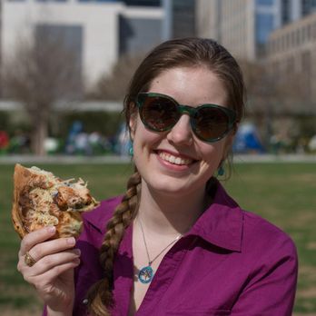 Yummy Pizza - Loved my veggie pocket and the out of season warm weather! - Food Trucks Near Me - Dallas, Texas