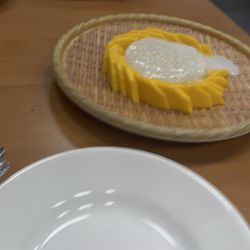 ZaZa Thai - 102. Sweet Sticky Rice With Mango (Seasonal)