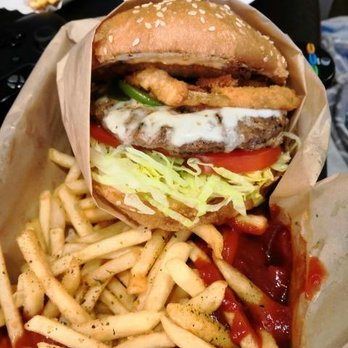 Senor wooffle - Cowboy Burger and Veggie Corn. Sooo good !!! - Food Trucks Near Me - San Diego, California Senor wooffle - Cowboy Burger and Veggie Corn. Sooo good !!! - Food Trucks Near Me - San Diego, California