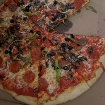 Brooklynz Pizza - Pizza Near Me - Artesia, California Brooklynz Pizza - Pizza Near Me - Artesia, California