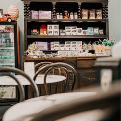 Sweet Magnolia Creamery and Confections