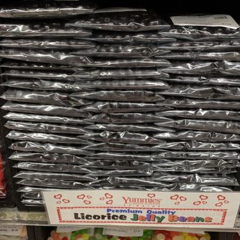 Yummies Candy & Nuts - Candy Stores Near Me - Kittery, Maine