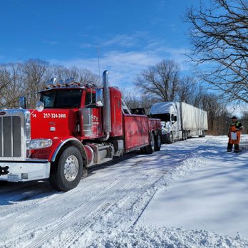 Curt's 24 Hour Towing - Towing Near Me - Litchfield, Illinois