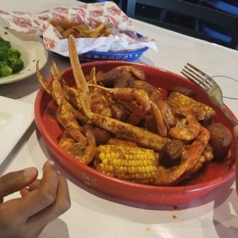 Shell Shack - The VIP (1lb crab, 1lb shrimp, corn, sausage, potato, fries, hush puppies) - Seafood Near Me - Dallas, Texas Shell Shack - The VIP (1lb crab, 1lb shrimp, corn, sausage, potato, fries, hush puppies) - Seafood Near Me - Dallas, Texas