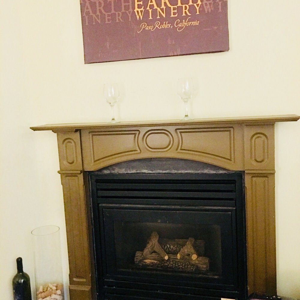 Paso Robles Inn - Only heat source in the room - Hotels Near Me - Paso Robles, California Paso Robles Inn - Only heat source in the room - Hotels Near Me - Paso Robles, California
