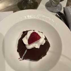 Lambertville Station Wine Cellar - Dessert