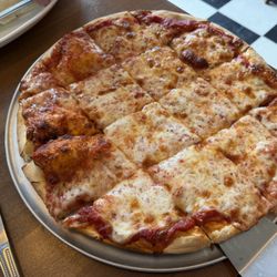 Antonino's Ristorante - Cheese pizza