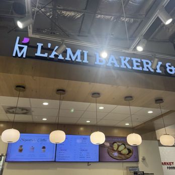 L'Ami Bakery - First thing you see when you walk into the food hall - Bakeries Near Me - Pearl City, Hawaii L'Ami Bakery - First thing you see when you walk into the food hall - Bakeries Near Me - Pearl City, Hawaii