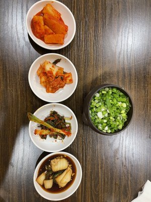 Doma Seolleongtang by null