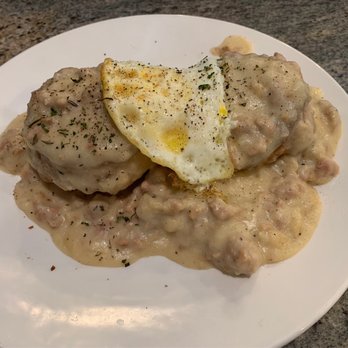 Rize Carmel - Biscuits & Gravy - Breakfast & Brunch Near Me - Carmel, Indiana