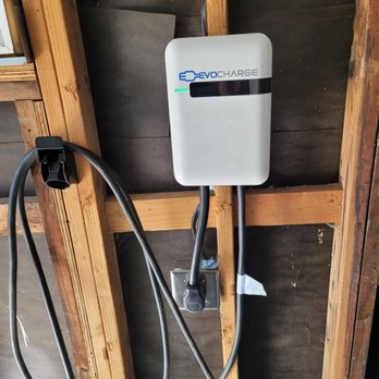 Smith Electric - EvoCharge EV Charger - Electricians Near Me Smith Electric - EvoCharge EV Charger - Electricians Near Me