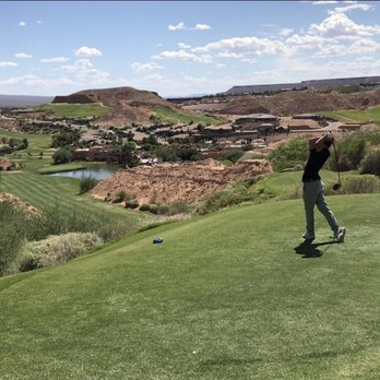 Oasis Golf Club - Par 5 on the back 9 at Palmer - Restaurants Near Me - Mesquite, Nevada Oasis Golf Club - Par 5 on the back 9 at Palmer - Restaurants Near Me - Mesquite, Nevada