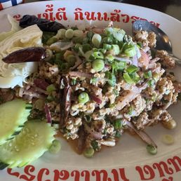 E14 Larb Gai