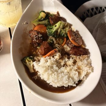 Pink Tiger - Wagyu beef & broccoli - Asian Fusion Near Me - Washington, DC, District of Columbia