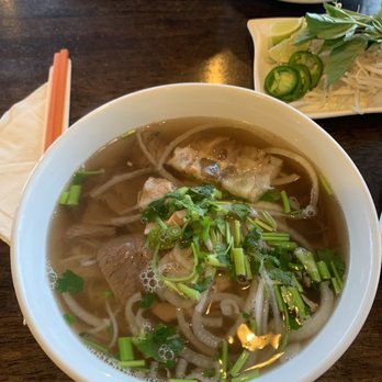Pho Deluxe Tysons - Vietnamese Near Me - Vienna, Virginia Pho Deluxe Tysons - Vietnamese Near Me - Vienna, Virginia