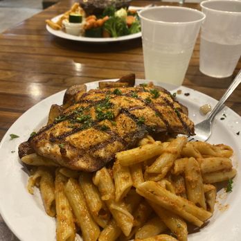 Dr Grubb's - Blackened salmon with pasta and potatoes - American Near Me - Claremont, California Dr Grubb's - Blackened salmon with pasta and potatoes - American Near Me - Claremont, California