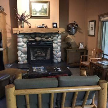 Weasku Inn Historic Resort - Hotels Near Me - Grants Pass, Oregon