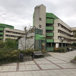 München Klinik Bogenhausen - Richtung Haupteingang