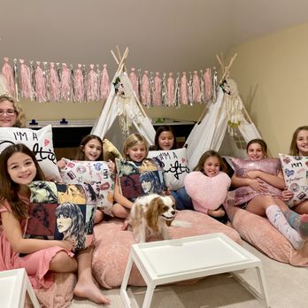 Dreamee Teepee - Swifties! - Party Supplies Near Me Dreamee Teepee - Swifties! - Party Supplies Near Me