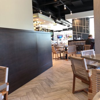 21 Square Bar + Kitchen - Bars Near Me - Torrance, California 21 Square Bar + Kitchen - Bars Near Me - Torrance, California