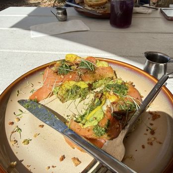 Hohl - avocado toast - Coffee & Tea Near Me - Williamsburg, Virginia