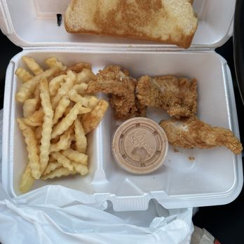 Raising Cane's Chicken Fingers - Fast Food Near Me - Katy, Texas