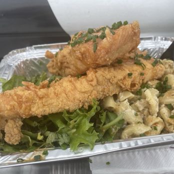 Fraiche Signatures - Fried Salmon, Gouda Mac and cheese and house salad - Seafood Near Me - Los Angeles, California Fraiche Signatures - Fried Salmon, Gouda Mac and cheese and house salad - Seafood Near Me - Los Angeles, California
