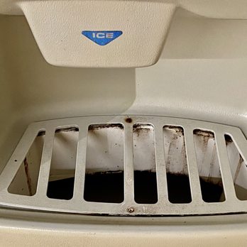 Hilo Hawaiian Hotel - Nasty ice machine - Hotels Near Me - Hilo, Hawaii Hilo Hawaiian Hotel - Nasty ice machine - Hotels Near Me - Hilo, Hawaii