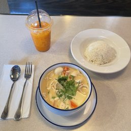 Thai tea, coconut soup