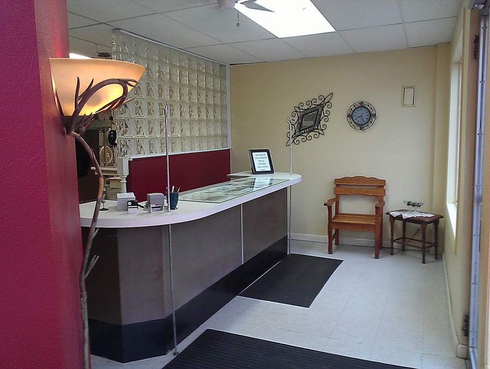 UNIQUE CLEANERS Updated September 2024 1824 W College St, Springfield, Missouri Dry