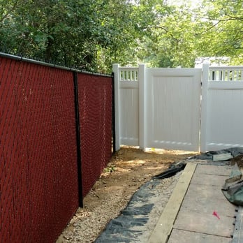 Fariss' Fencing - Fences & Gates Near Me - Roanoke, Virginia Fariss' Fencing - Fences & Gates Near Me - Roanoke, Virginia