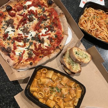 I Tre Mori - Pizza Near Me - Indianapolis, Indiana I Tre Mori - Pizza Near Me - Indianapolis, Indiana