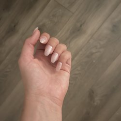 Lovely Nails - No flash photo full set manicure